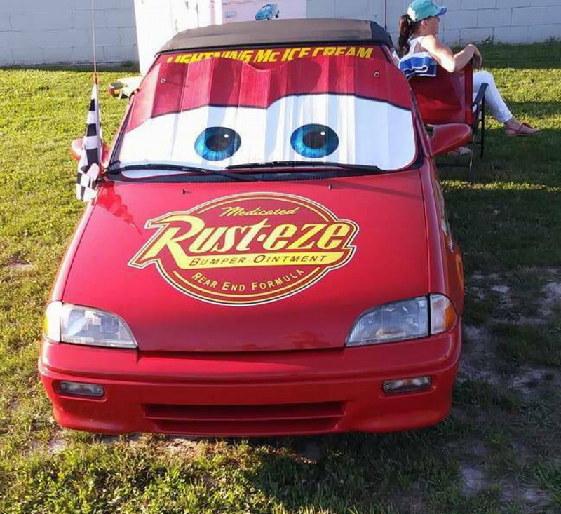 Illustration for article titled For $6,000, Would You Say Ka-Chow To This 1993 Geo Metro Cars Homage Business Opportunity?